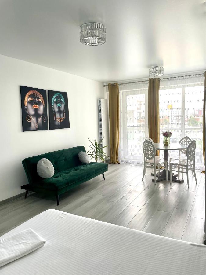דירות Năvodari Dominic 2 Beds 1 Sofa Parking Pool Apartament By Alezzi Nord10 מראה חיצוני תמונה